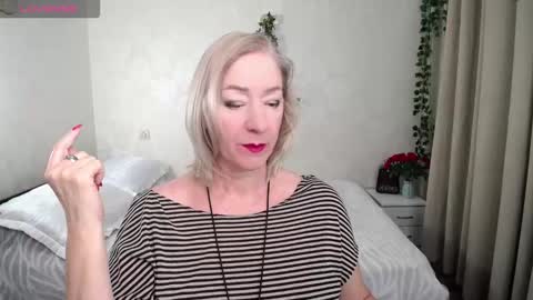 Irena online show from 11/29/25, 10:35