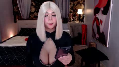 HELLO HANNAH IS BACK online show from 01/23/25, 12:19