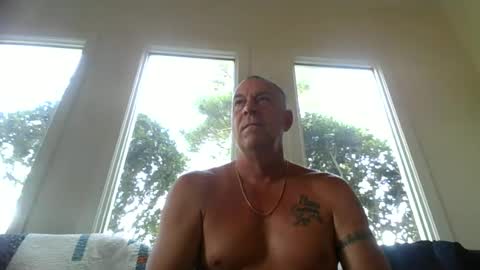 Snapshot of hunybager chatting on 07/05/26, 01:40 hunybager online show from 07/05/26, 01:40
