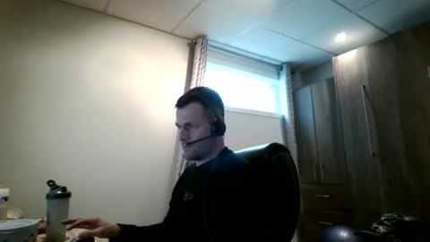 hurley7890 online show from 11/11/25, 07:47