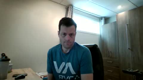 Snapshot of hurley7890 chatting on 04/24/26, 02:41 hurley7890 online show from 04/24/26, 02:41