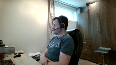 Snapshot of hurley7890 chatting on 05/07/26, 01:05 hurley7890 online show from 05/07/26, 01:05