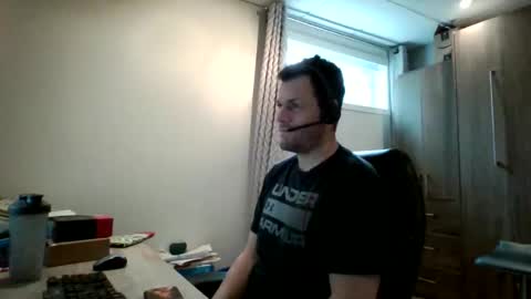 Snapshot of hurley7890 chatting on 05/08/26, 01:38 hurley7890 online show from 05/08/26, 01:38