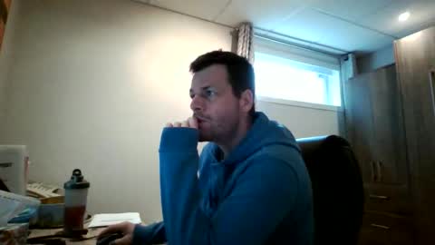 Snapshot of hurley7890 chatting on 05/11/26, 01:50 hurley7890 online show from 05/11/26, 01:50