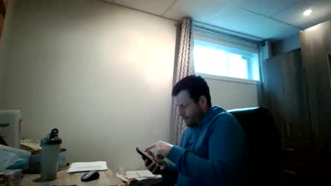 Snapshot of hurley7890 chatting on 05/11/26, 04:04 hurley7890 online show from 05/11/26, 04:04