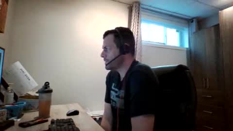 Snapshot of hurley7890 chatting on 06/03/26, 01:25 hurley7890 online show from 06/03/26, 01:25