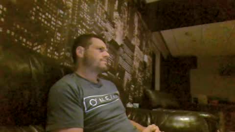 Snapshot of hurley7890 chatting on 07/21/26, 01:41 hurley7890 online show from 07/21/26, 01:41