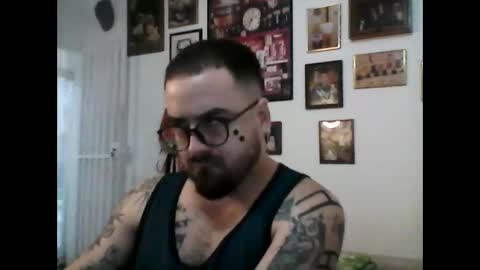 hurtadodirector online show from 04/28/26, 02:27