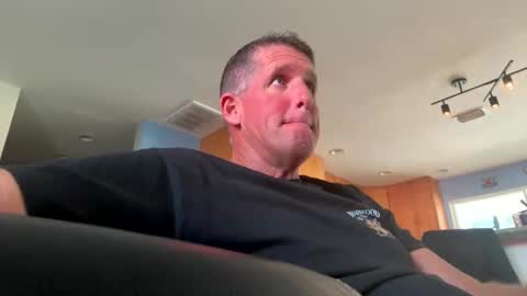 hvacstud4 online show from 11/23/25, 08:41