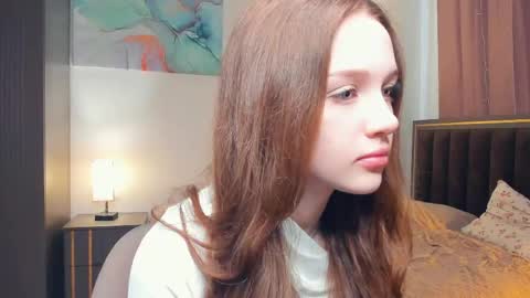 Lily online show from 04/11/26, 07:45