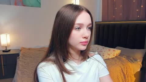 Lily online show from 05/09/26, 07:24