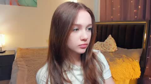 Lily online show from 05/11/26, 07:14