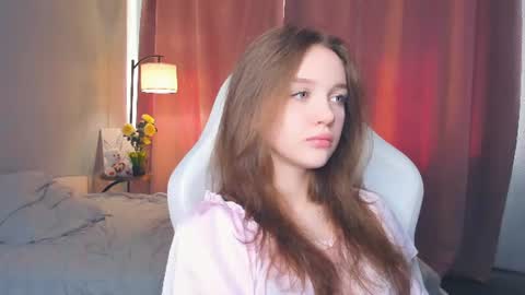 Snapshot of hwadwellingham chatting on 07/03/26, 07:15 Lily online show from 07/03/26, 07:15
