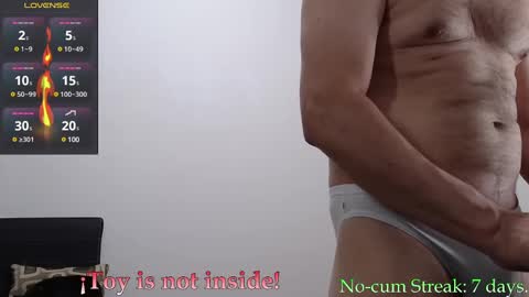 Snapshot of hxmister chatting on 03/02/25, 05:23 Andrew online show from 03/02/25, 05:23