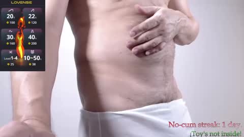 Snapshot of hxmister chatting on 09/18/25, 12:34 Andrew online show from 09/18/25, 12:34