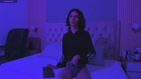 hxxyro online show from 03/02/26, 07:21