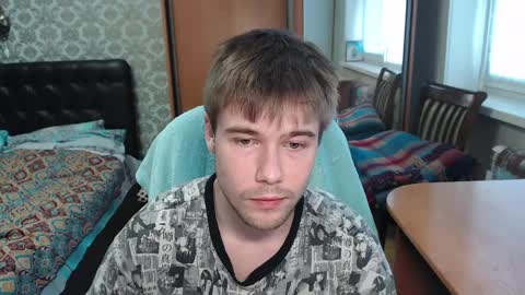 Tom online show from 04/10/26, 10:42