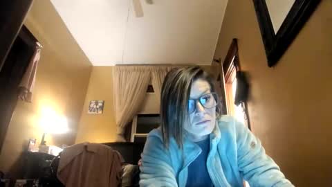 hydiejo777 online show from 10/25/25, 12:29