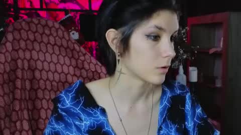 Hyeon Jin online show from 01/06/25, 11:42