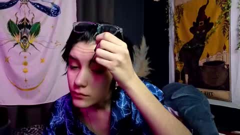 Hyeon Jin online show from 01/19/25, 09:13