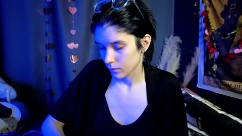 Hyeon Jin online show from 02/23/25, 08:55