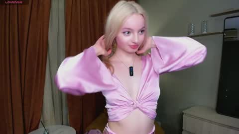 Kate online show from 05/30/26, 05:43