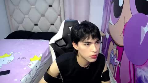 hyun jin online show from 10/19/25, 07:25