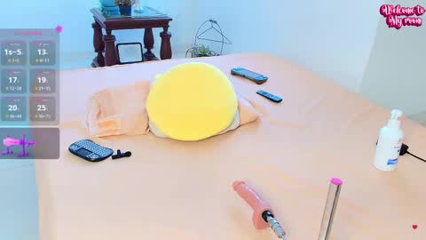 Snapshot of hyun_malee chatting on 02/10/25, 09:04 K Brandon online show from 02/10/25, 09:04