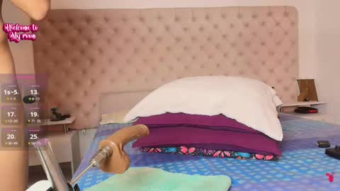 Snapshot of hyun_malee chatting on 11/12/25, 02:12 K Brandon online show from 11/12/25, 02:12