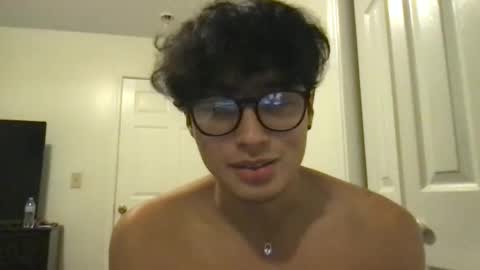 hyunluv online show from 09/29/25, 05:23