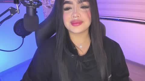 Snapshot of i_am_ari chatting on 10/09/25, 01:58 Ari online show from 10/09/25, 01:58