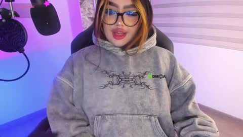 Ari online show from 04/27/26, 12:52