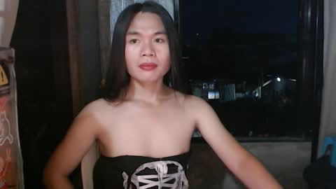 Snapshot of i_am_asian90 chatting on 09/28/25, 09:58 Kim online show from 09/28/25, 09:58