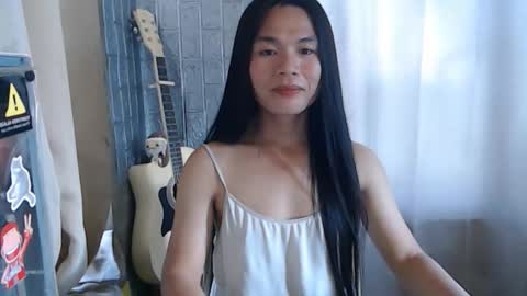 Snapshot of i_am_asian90 chatting on 10/23/25, 05:07 Kim online show from 10/23/25, 05:07