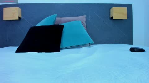 The Dolls online show from 04/16/26, 09:39