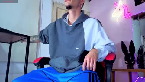 kelvis online show from 02/16/26, 06:31