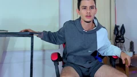 kelvis online show from 03/28/26, 08:14