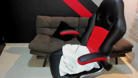 Mafe online show from 01/05/25, 06:13