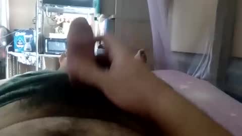 Snapshot of i_denniss chatting on 10/19/25, 04:29 i_denniss online show from 10/19/25, 04:29