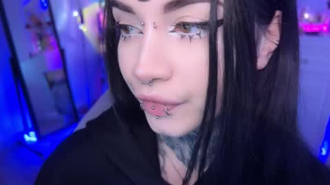 Asya  online show from 11/30/25, 10:30