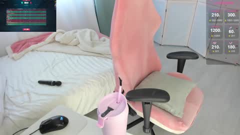 HiI am  EvaPVT is open  online show from 03/10/25, 10:59