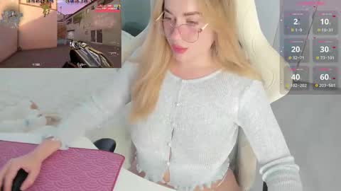 HiI am  EvaPVT is open  online show from 11/04/25, 12:04