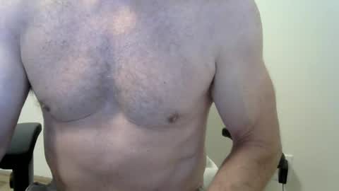 Snapshot of i_was_a_shy_dad chatting on 07/15/26, 01:05 i_was_a_shy_dad online show from 07/15/26, 01:05