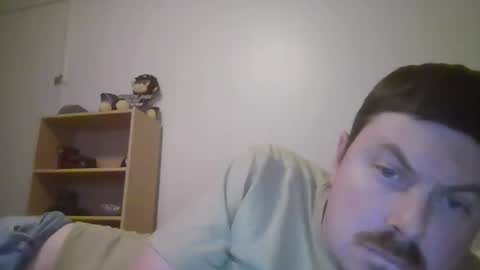 iaguy0587 online show from 04/23/26, 07:41