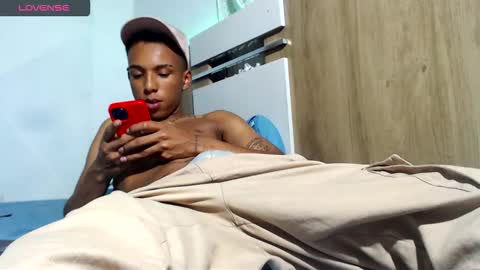 Snapshot of iam_colt chatting on 03/28/26, 12:32 David Colt online show from 03/28/26, 12:32