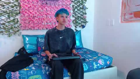 iam_lukas__ online show from 09/09/25, 03:17