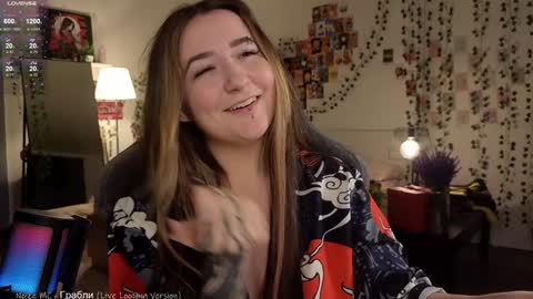 Snapshot of iam_meg chatting on 01/01/25, 02:30 Meg  online show from 01/01/25, 02:30