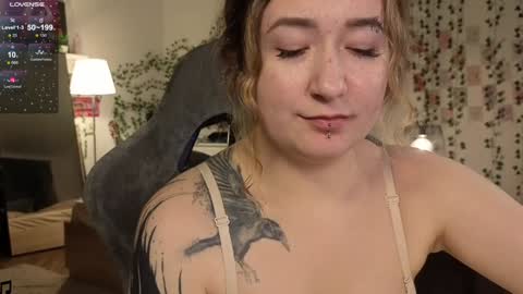 Snapshot of iam_meg chatting on 01/23/25, 09:18 Meg  online show from 01/23/25, 09:18