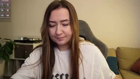 Snapshot of iam_meg chatting on 10/01/25, 09:15 Meg  online show from 10/01/25, 09:15