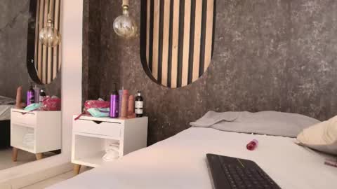 salome online show from 01/13/26, 08:25